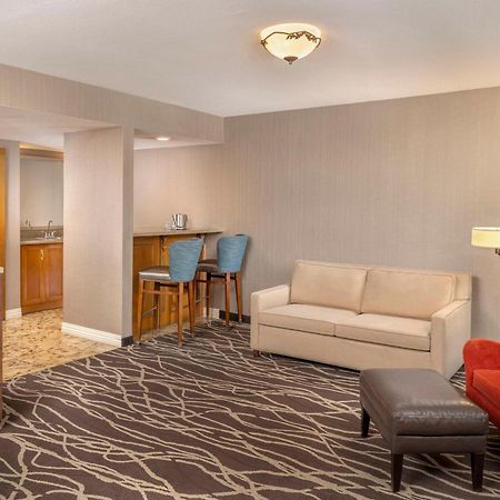 فندق Doubletree By Hilton سان برناردينو المظهر الخارجي الصورة