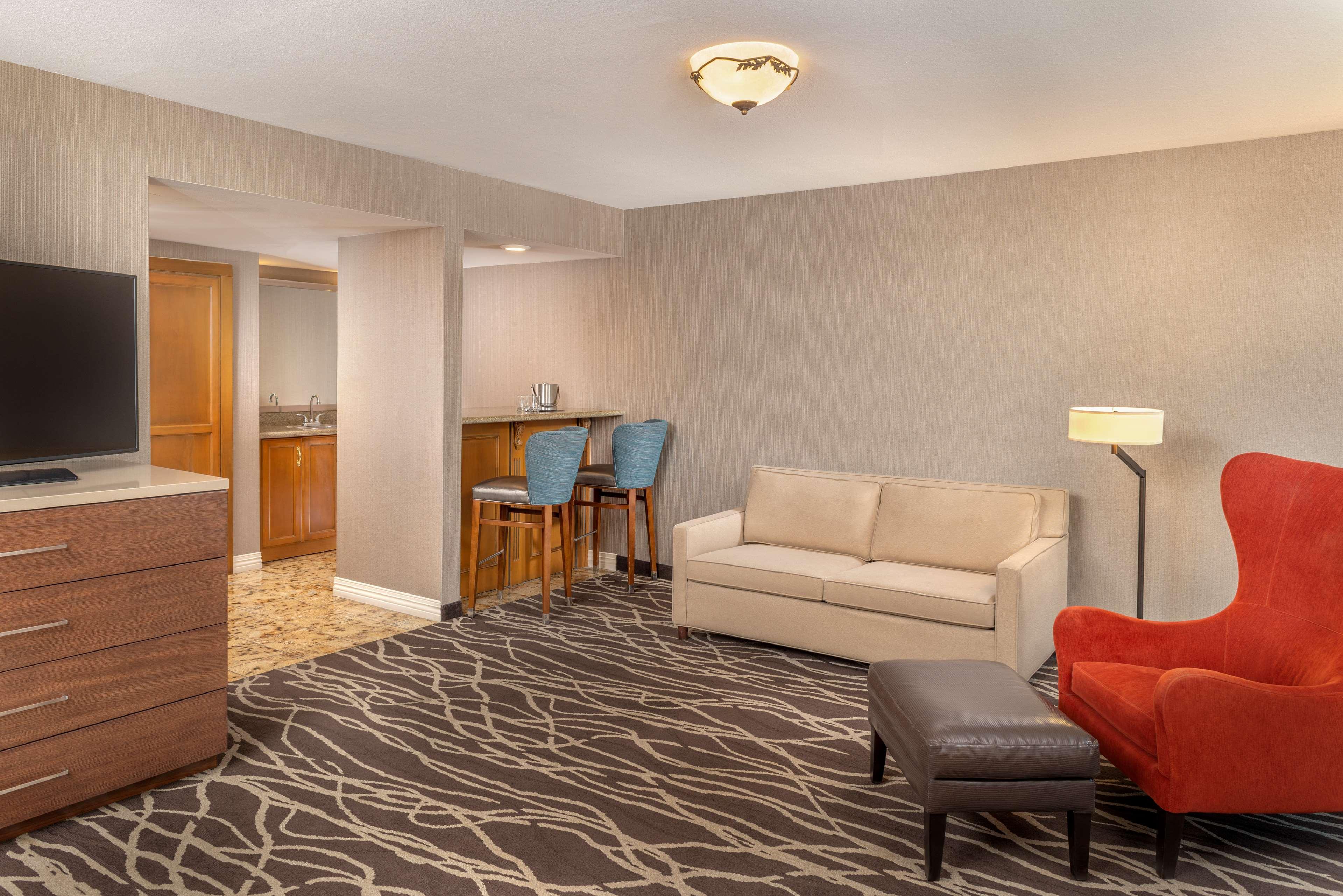 فندق Doubletree By Hilton سان برناردينو المظهر الخارجي الصورة