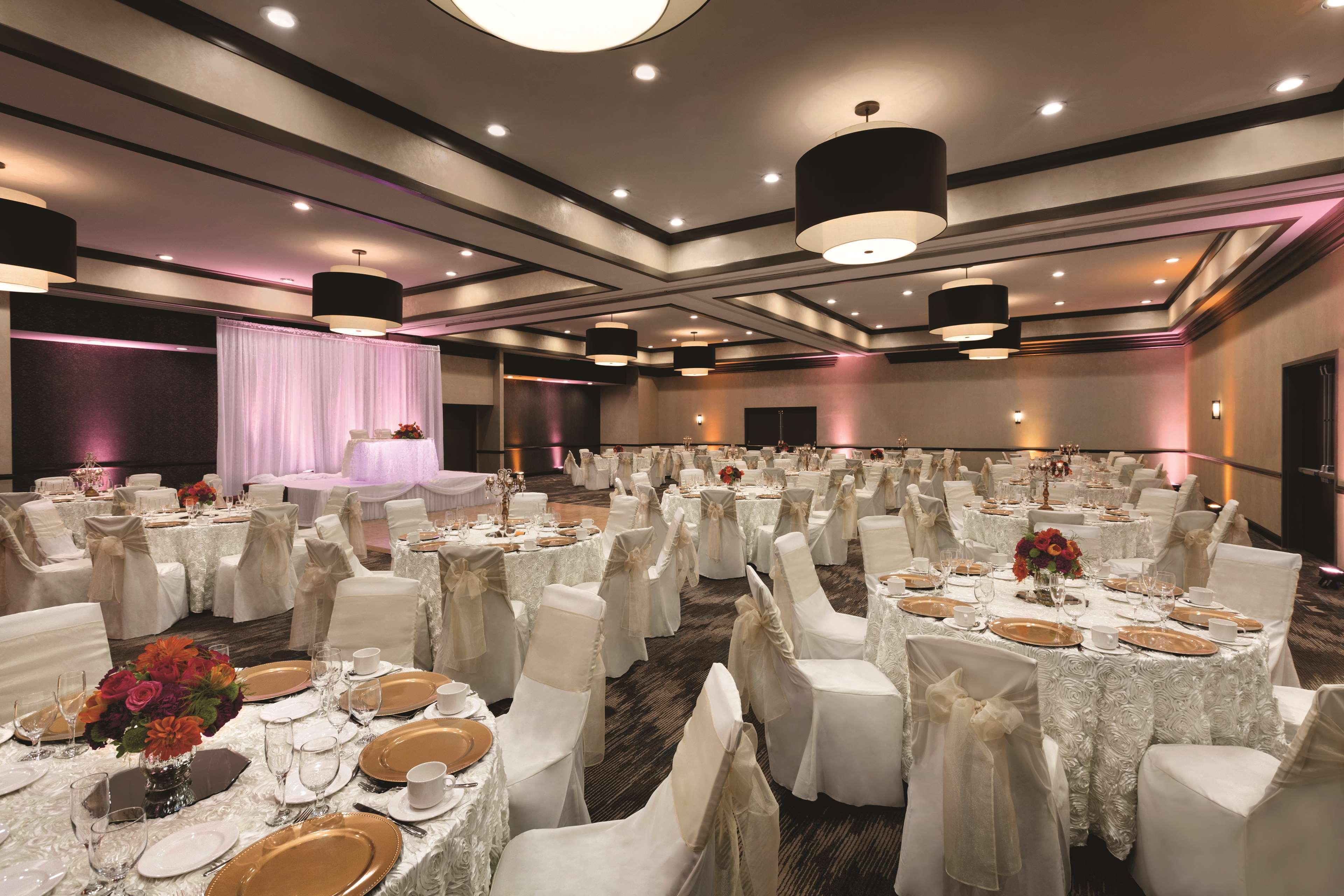 فندق Doubletree By Hilton سان برناردينو المظهر الخارجي الصورة